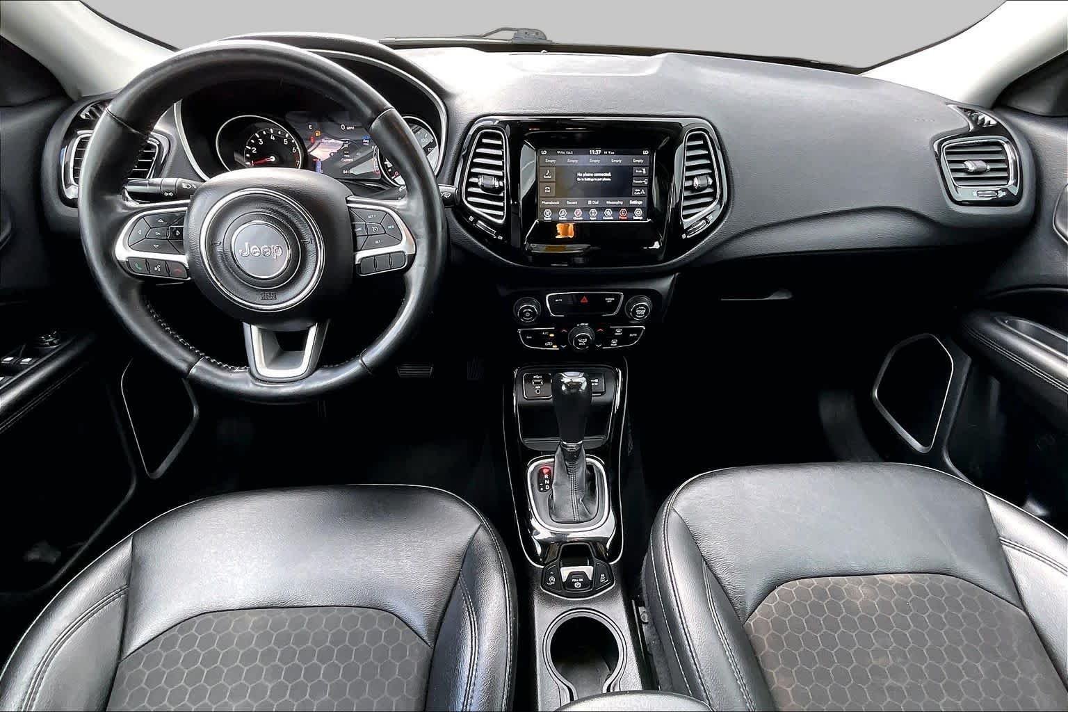 Used 2021 White Clearcoat Jeep Altitude image 15