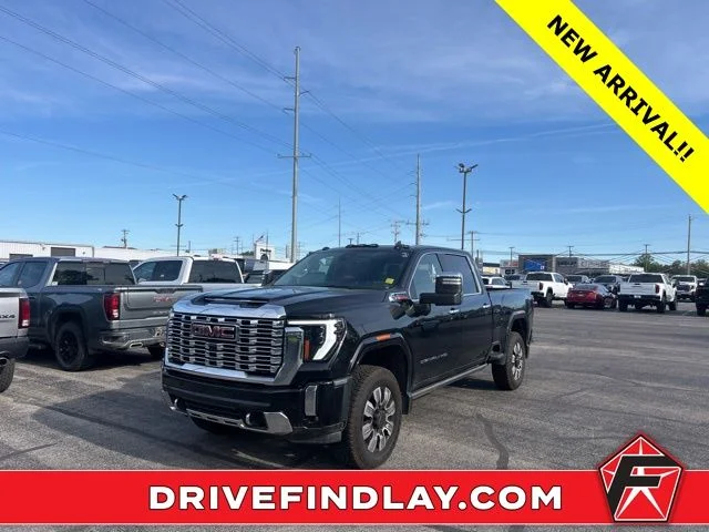 2024 GMC Sierra Denali 4WD Crew Cab Standard Box's photo