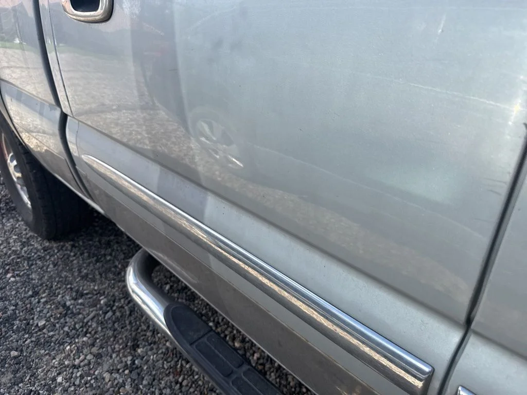 Used 2005 Special Paint GMC SLT image 14