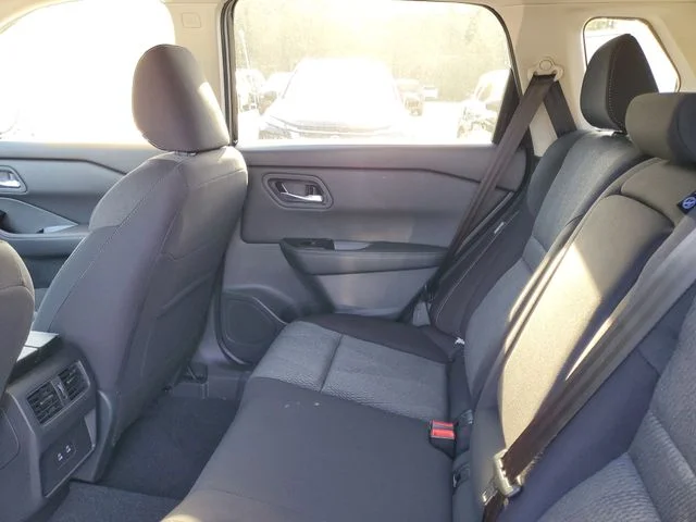 2026 Nissan Rogue SV - Photo 25