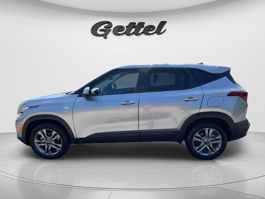 Used 2021 Gray Kia LX image 8