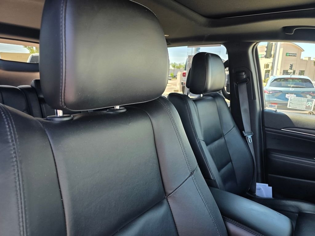 Certified Used 2020 White Jeep Limited image 20