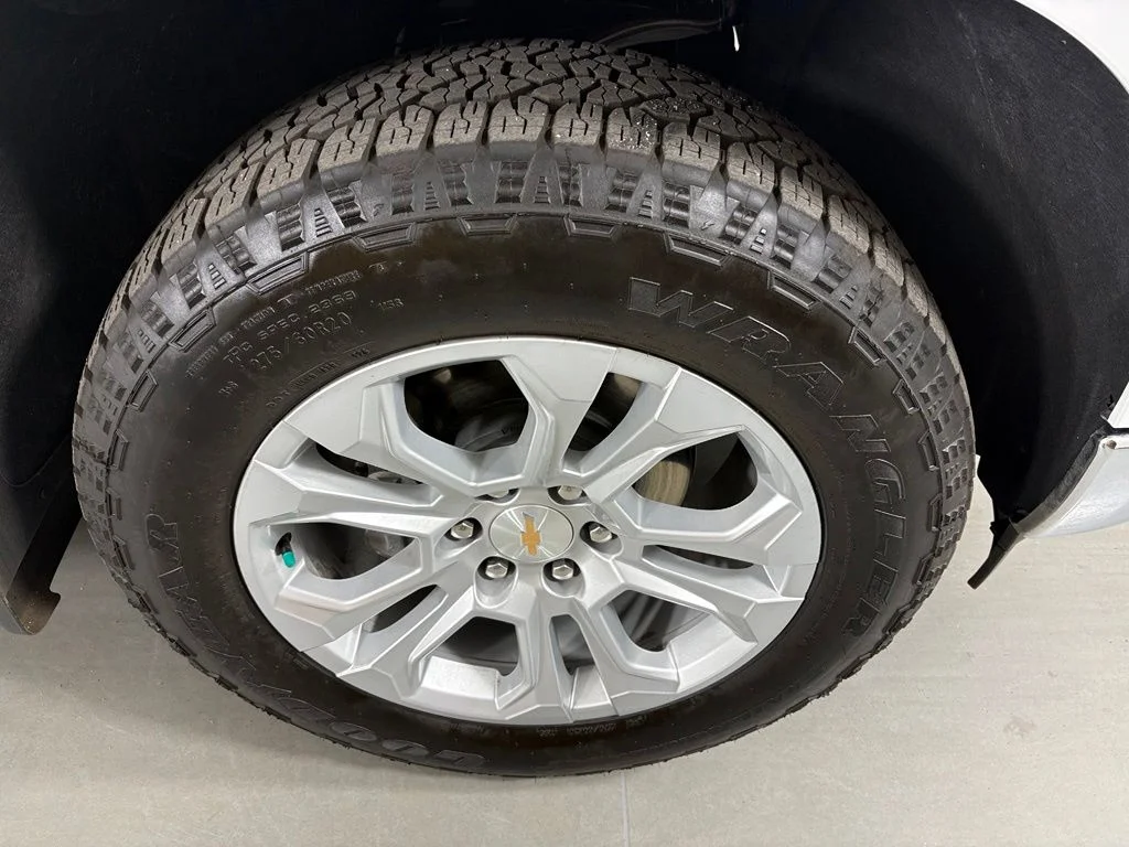 Used 2026 White Chevrolet LTZ image 10