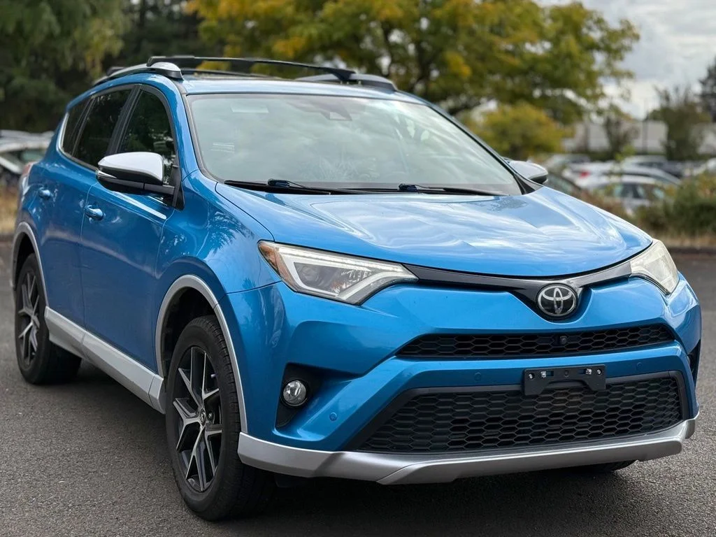 Used 2016 Electric Storm Blue Toyota SE image 7