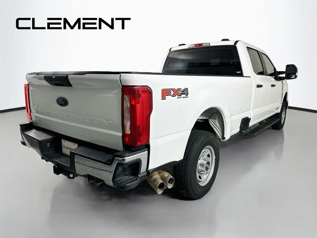 Certified Used 2024 Oxford White Ford XL image 7