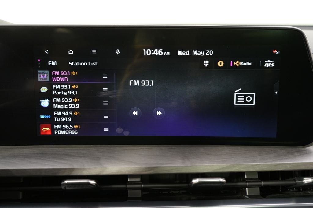 Used 2025 Gray Kia SX X-Line image 22