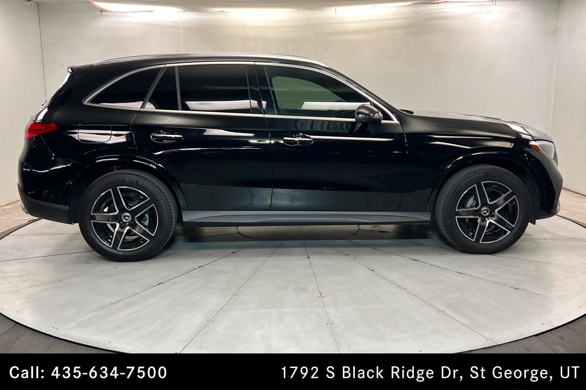 Certified Used 2026 Black Mercedes-Benz GLC 300 image 7