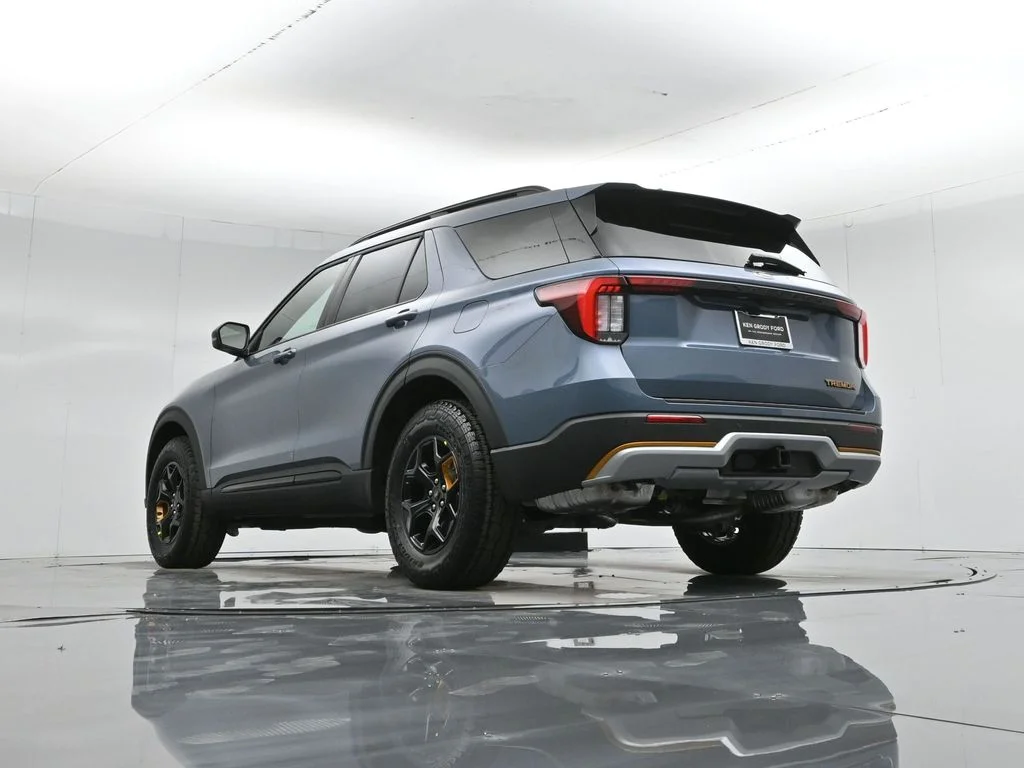 New 2026 Blue Ford Tremor image 47