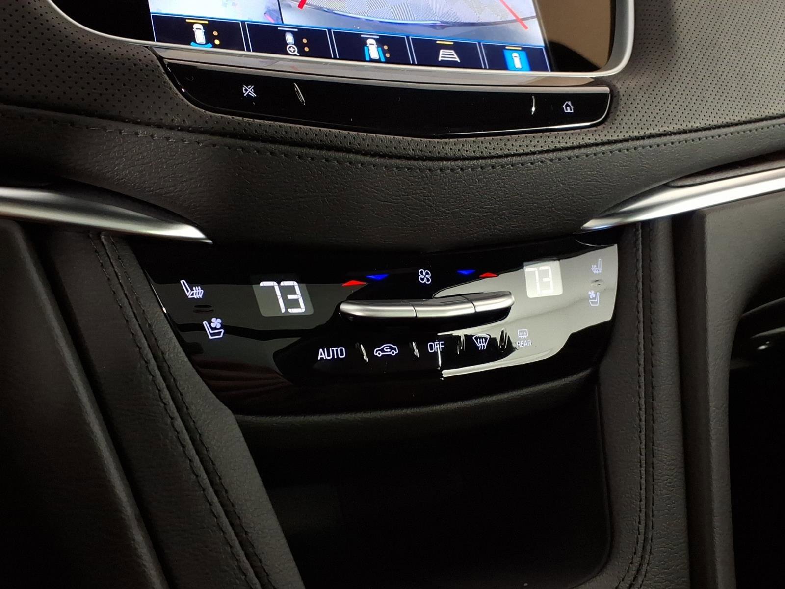 2026 Cadillac XT5 Premium Luxury - Photo 18