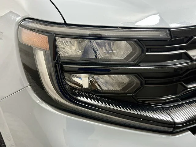 Certified Pre-Owned 2025 Ford Expedition Active