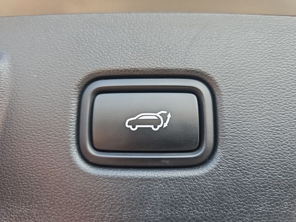 Certified Used 2024 Gray Hyundai SEL image 39