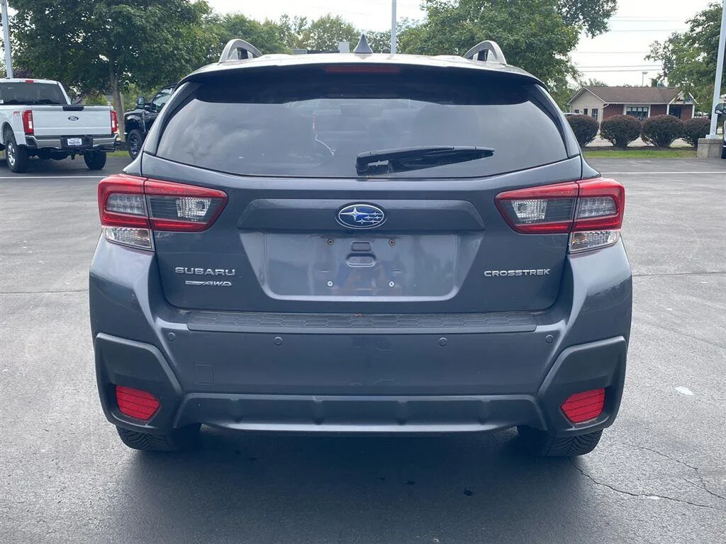 Used 2021 Magnetite Gray Metallic Subaru Limited image 9