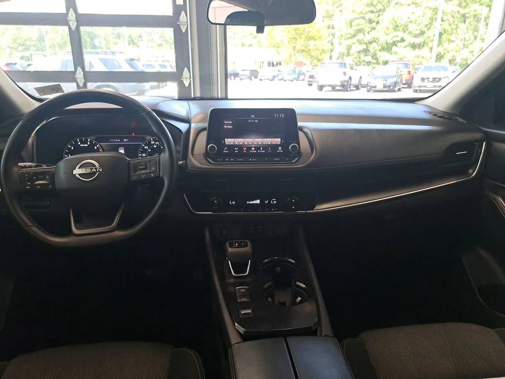 Used 2025 Black Nissan SV image 16
