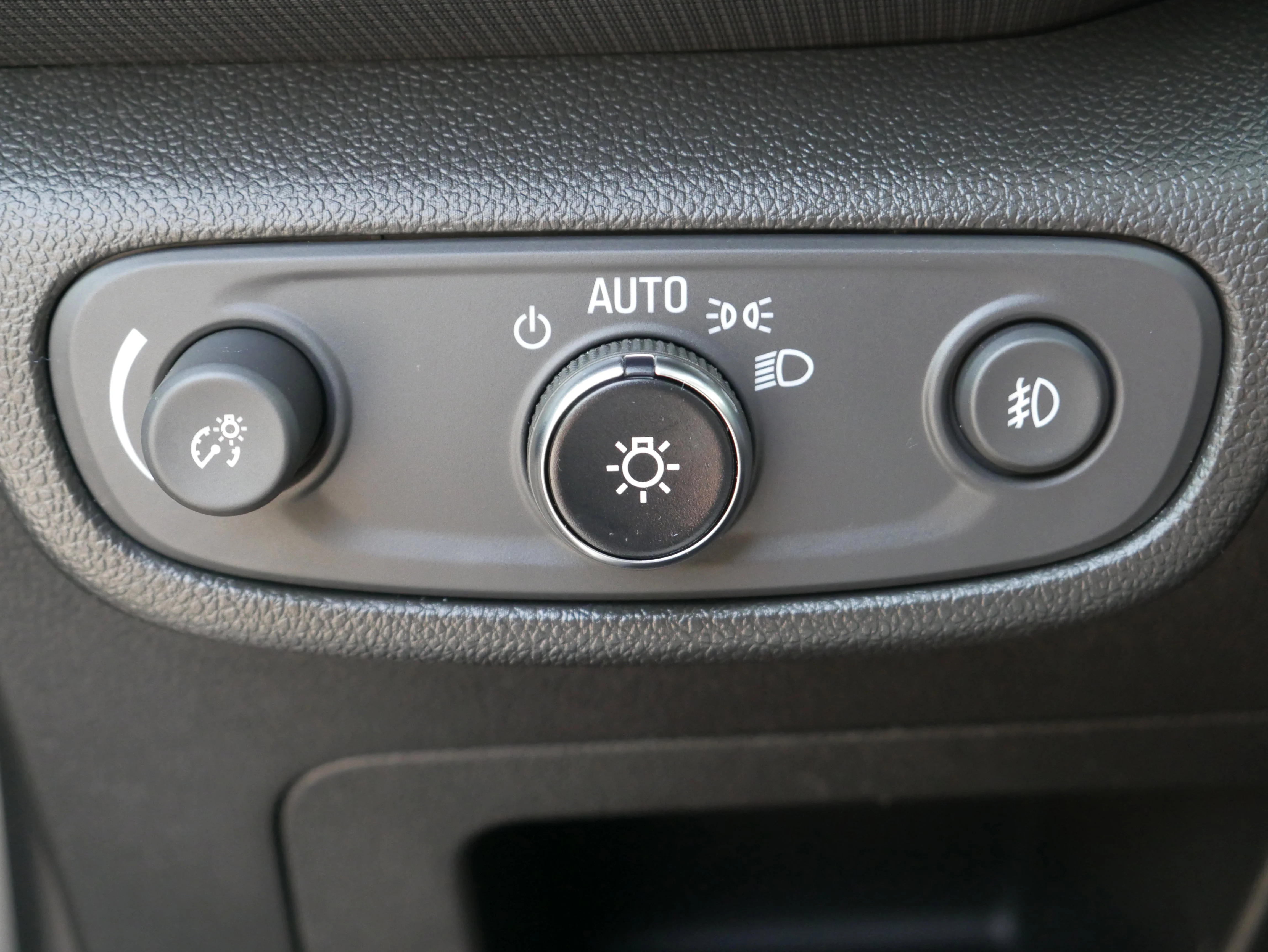 2023 Chevrolet TrailBlazer LT - Photo 28