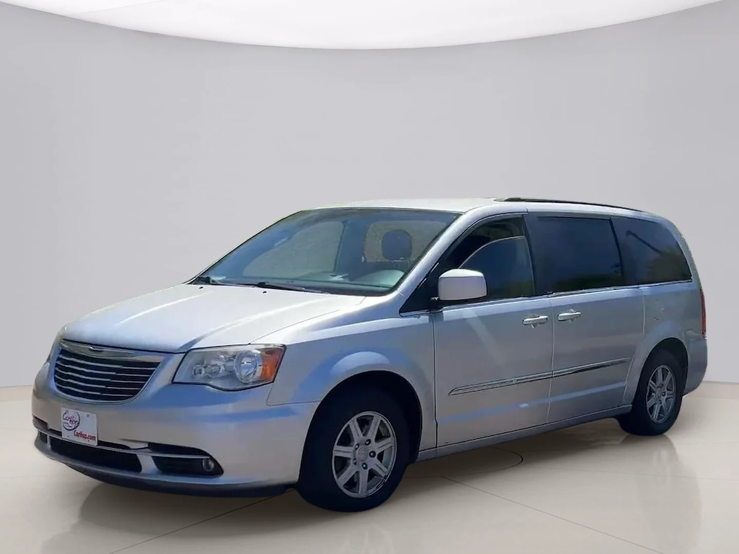 2011 Chrysler Town & Country Touring's photo