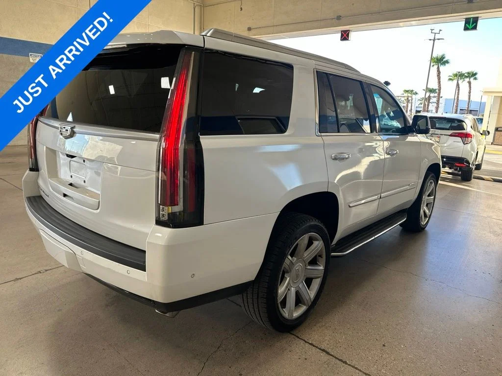 Used 2019 Crystal White Cadillac Luxury image 3