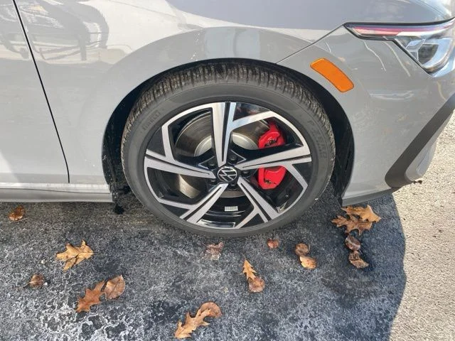 New 2026 Moonstone Gray Volkswagen 2.0T SE image 21