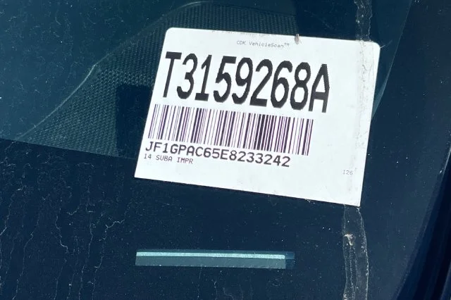 Used 2014 Silver Subaru 2.0i Premium image 8