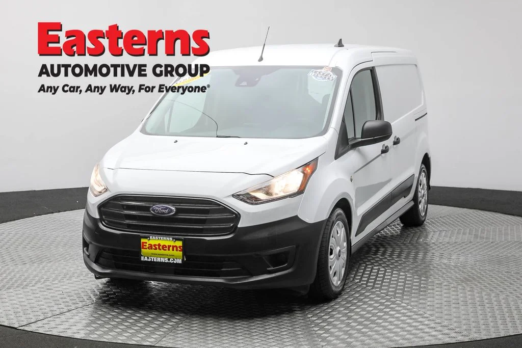 Used 2021 White Ford XL image 1
