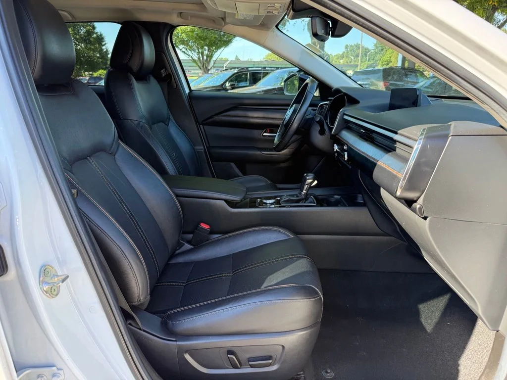 Used 2024 Wind Chill Pearl Mazda 2.5 S Premium Plus Package image 31