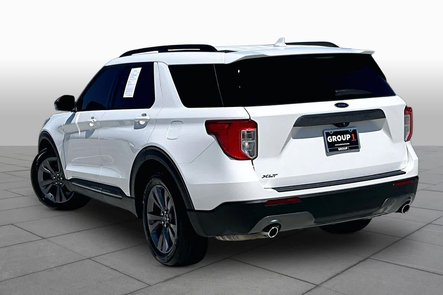 Used 2024 Star White Metallic Tri-Coat Ford XLT image 11