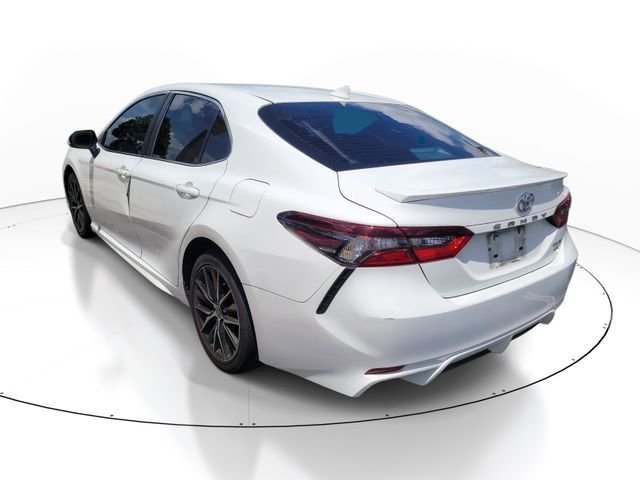 Used 2021 White Toyota SE image 3