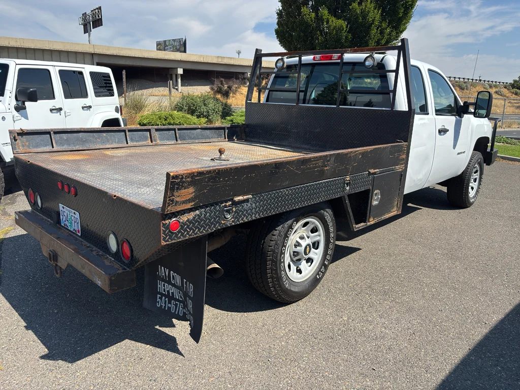 2011 Chevrolet Silverado 3500HD Work Truck - Photo 6