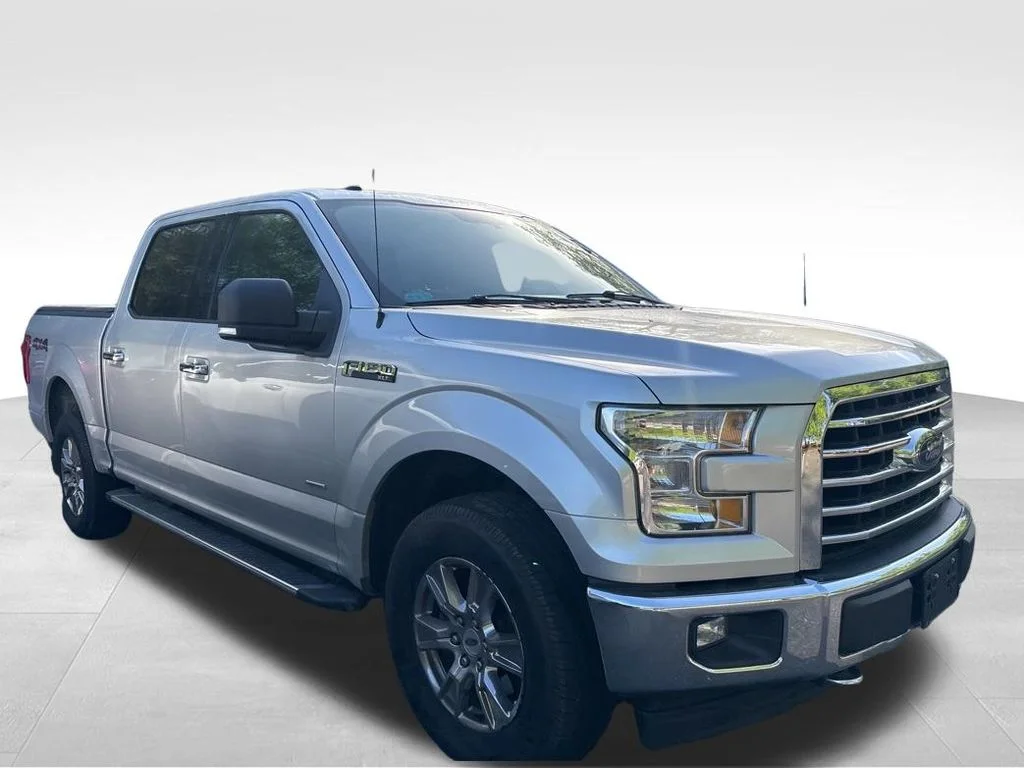 Used 2017 Silver Ford XLT image 10