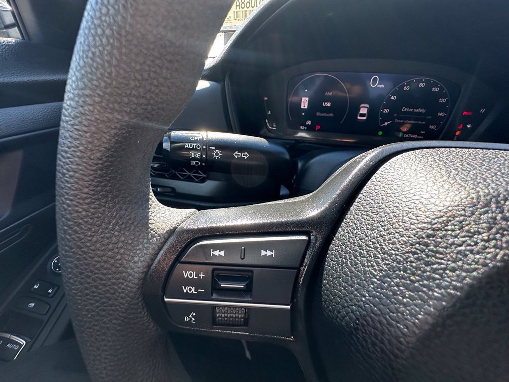 Used 2024  Honda LX image 31