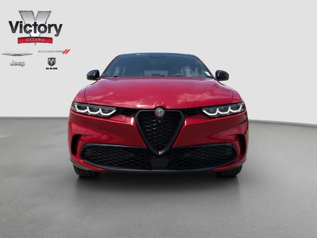 Used 2024 Red Alfa Romeo Veloce image 2