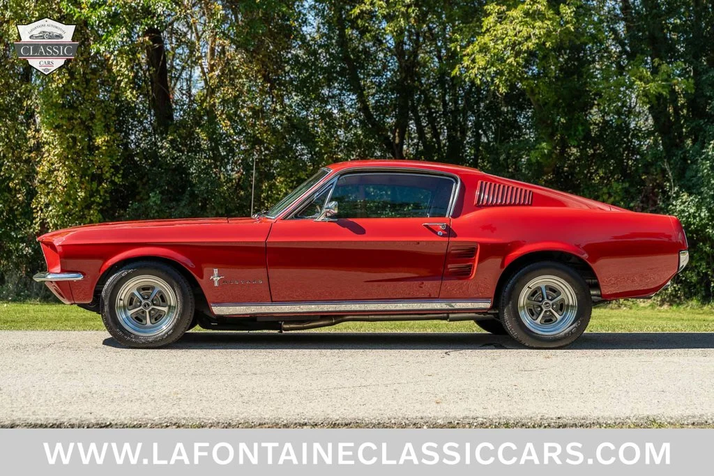 Used 1967 Red Ford GT image 14