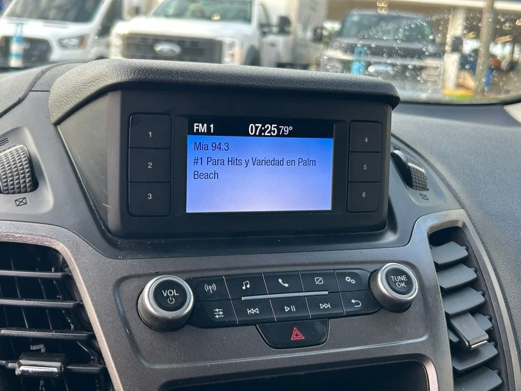 Used 2019 Frozen White Ford XL image 11
