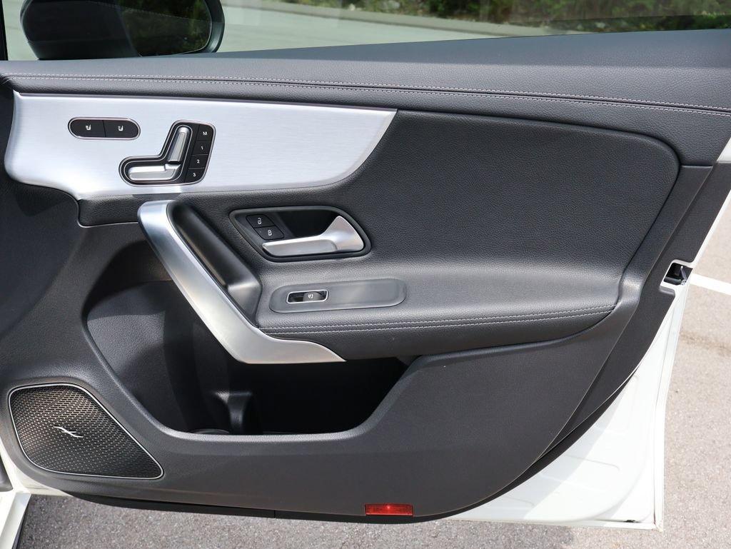 Used 2020 Polar White Mercedes-Benz Base image 14