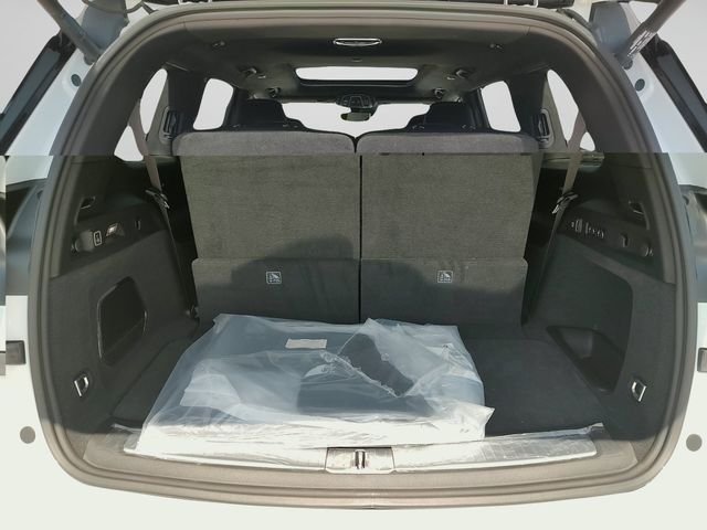 New 2026 Bright White Clear-Coat Exterior Paint Jeep Summit image 34