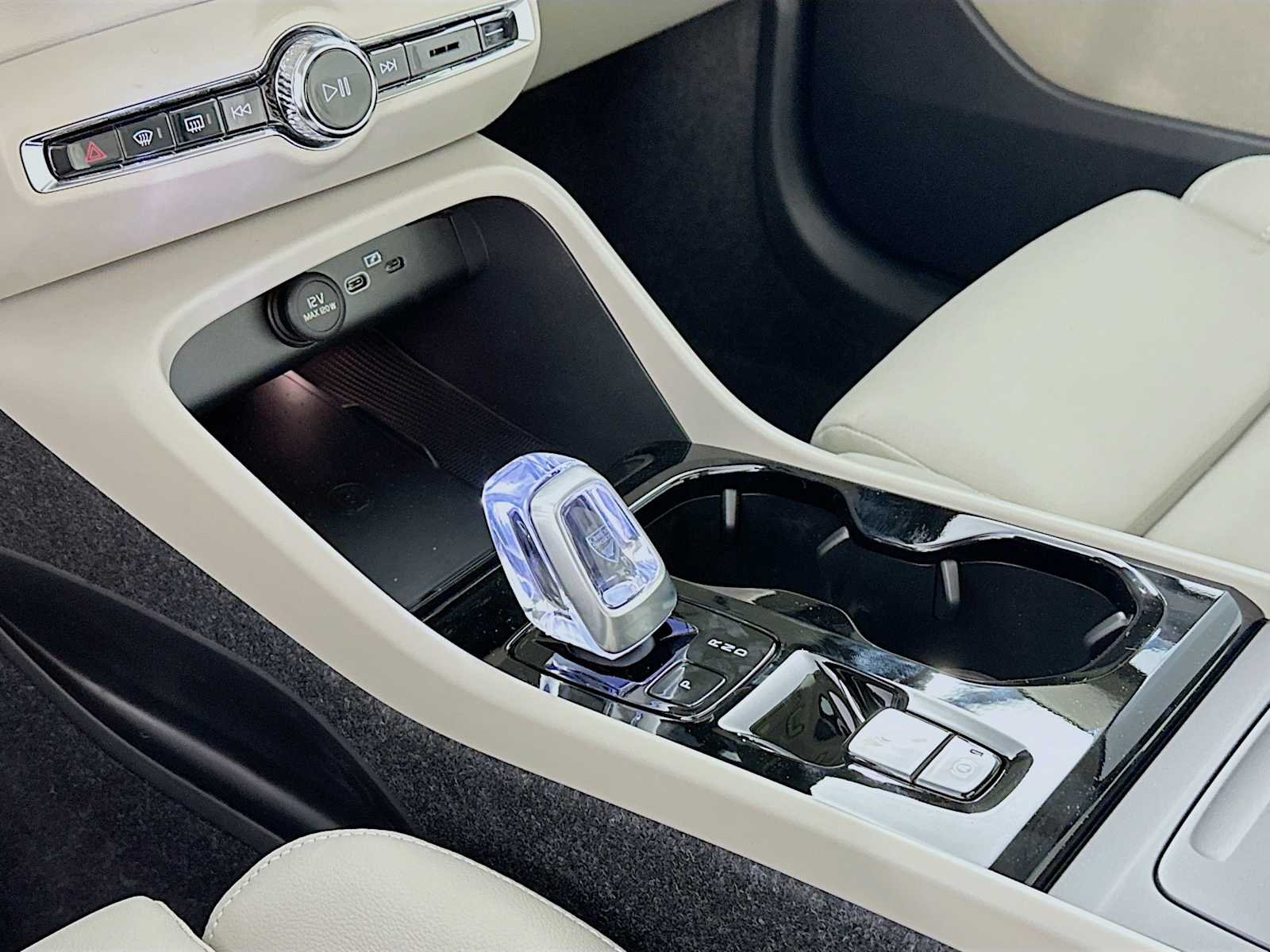 New 2026 Cloud Blue Volvo Ultra image 15