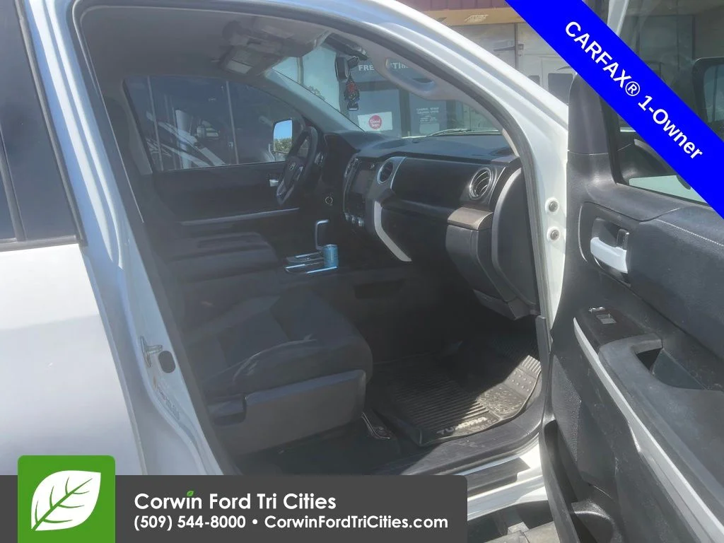 Used 2017 Silver Toyota SR5 image 4
