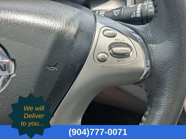 Used 2016 Silver Nissan SV image 29