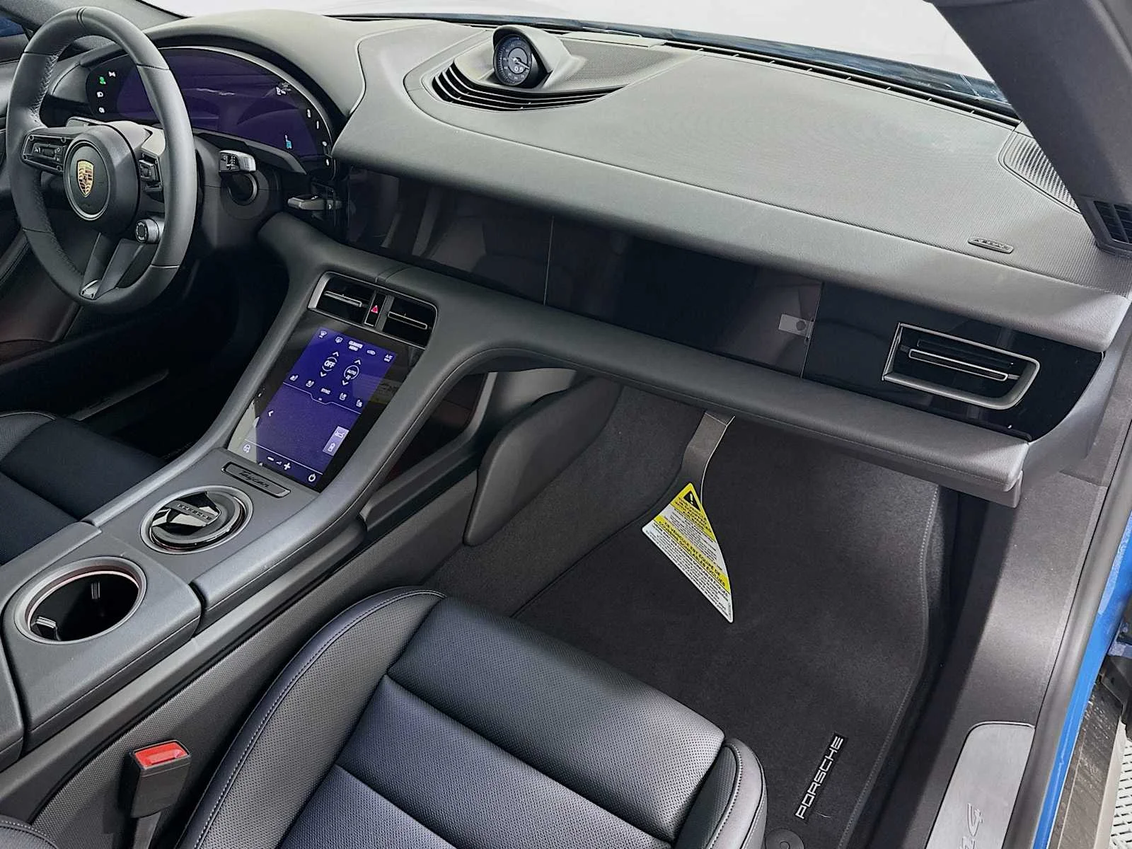 2025 Porsche Taycan Base - Photo 29