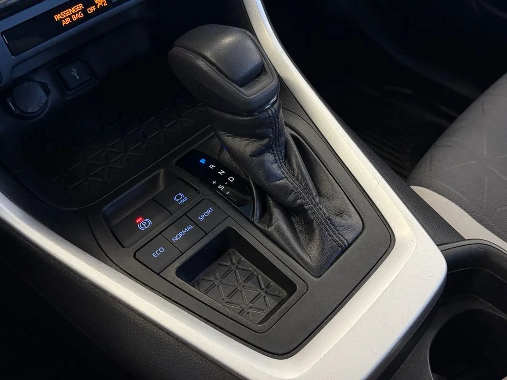 Used 2020 Blue Toyota XLE image 30