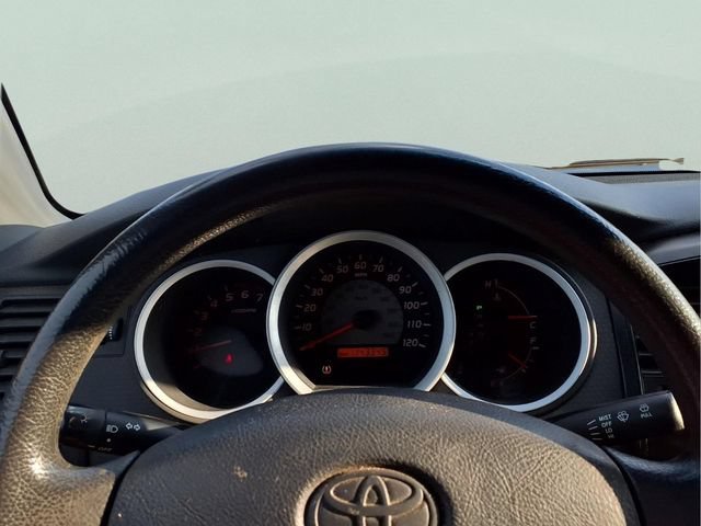 Used 2006  Toyota Y image 8