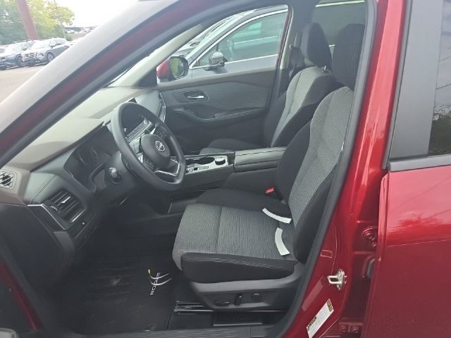 Used 2023 Red Nissan SV image 9