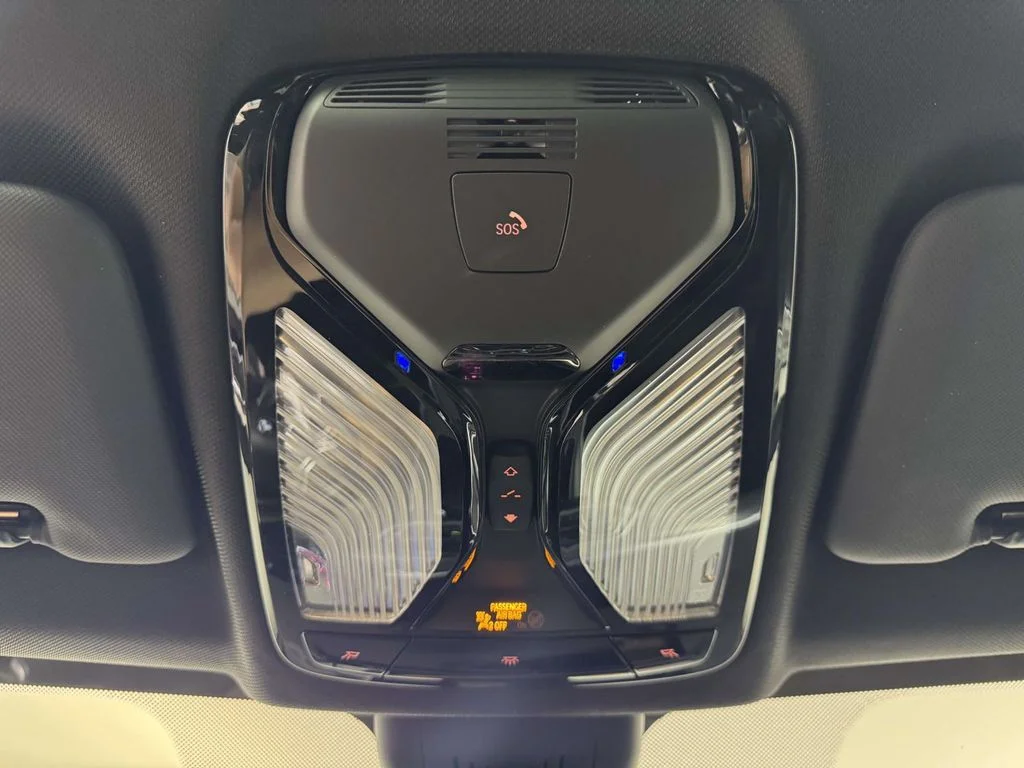 Certified Used 2022 Gray BMW xDrive40i image 25