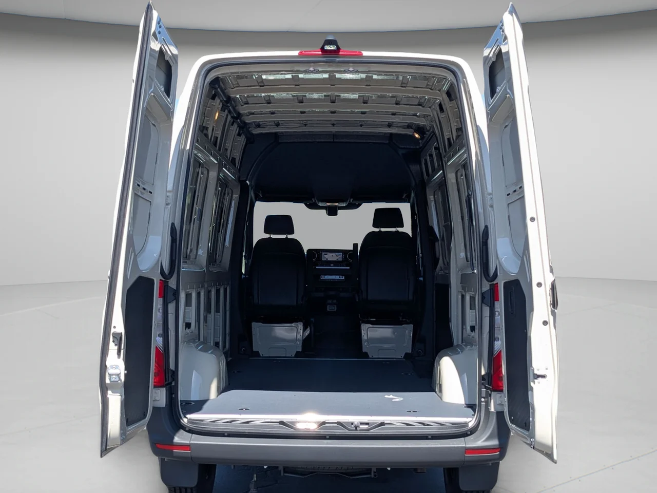 New 2026 Pebble Gray Mercedes-Benz Cargo 144 WB image 4