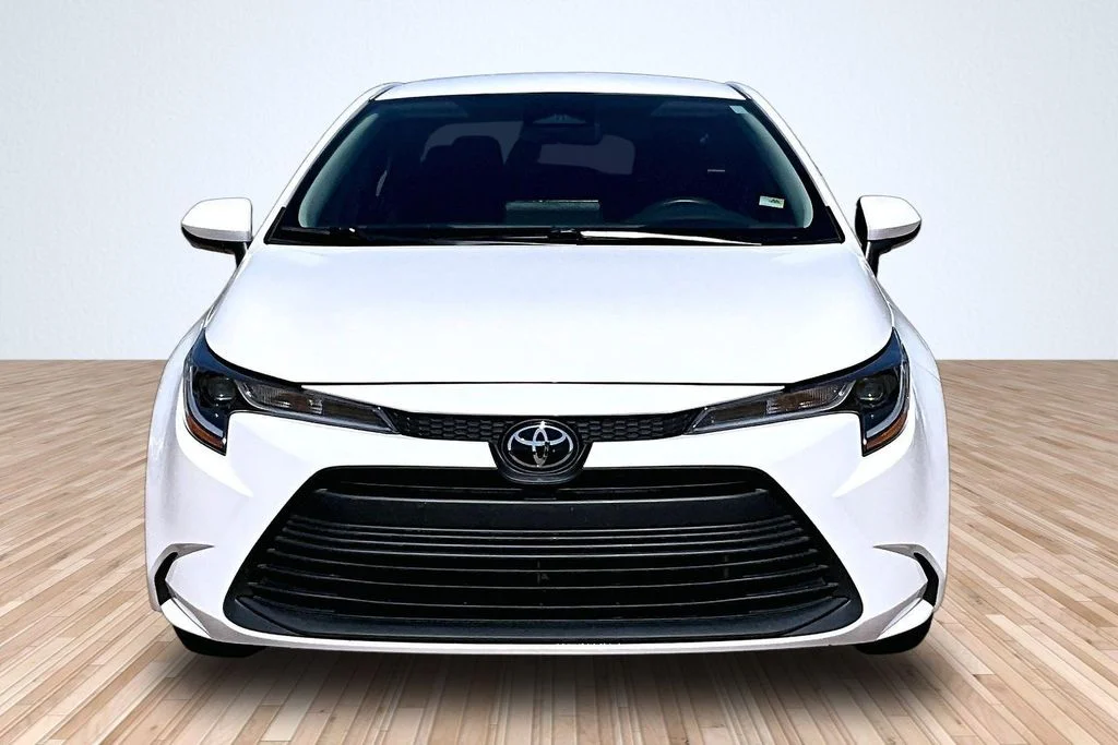 Used 2024 White Toyota LE image 3