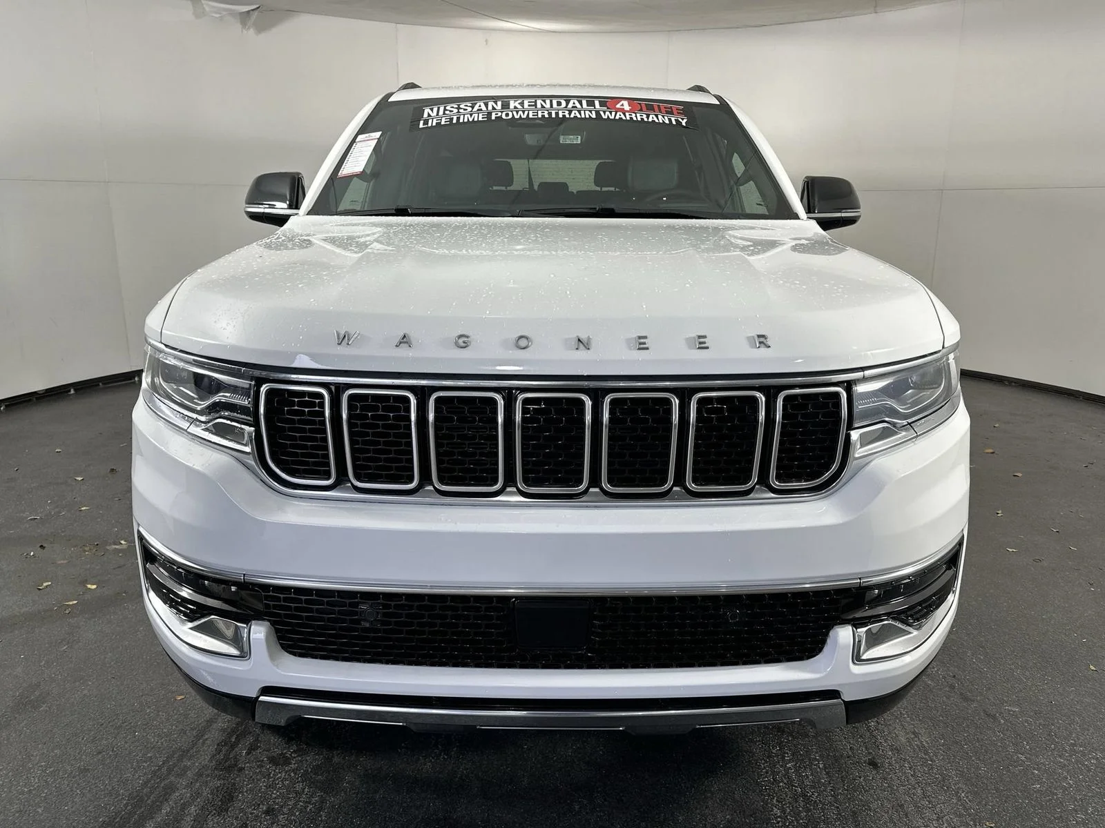 Used 2024 White Jeep Series III image 3