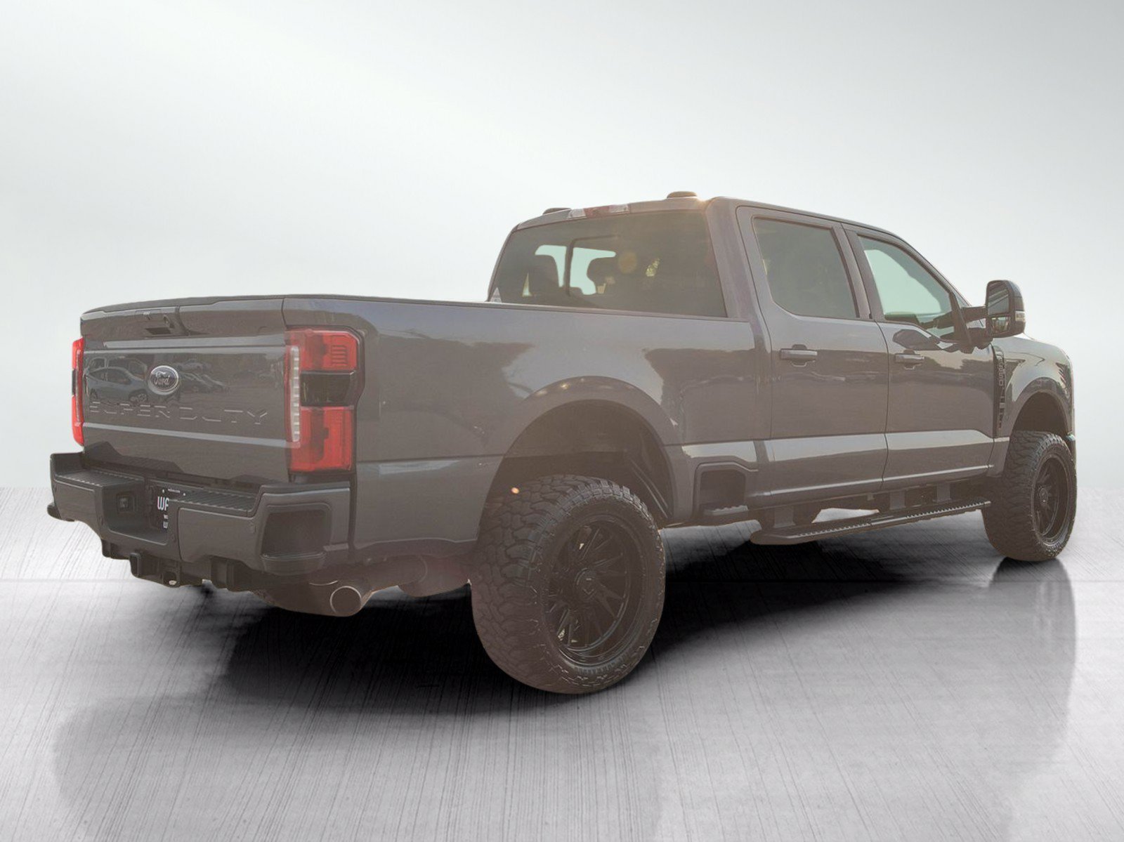 Used 2024  Ford  image 6