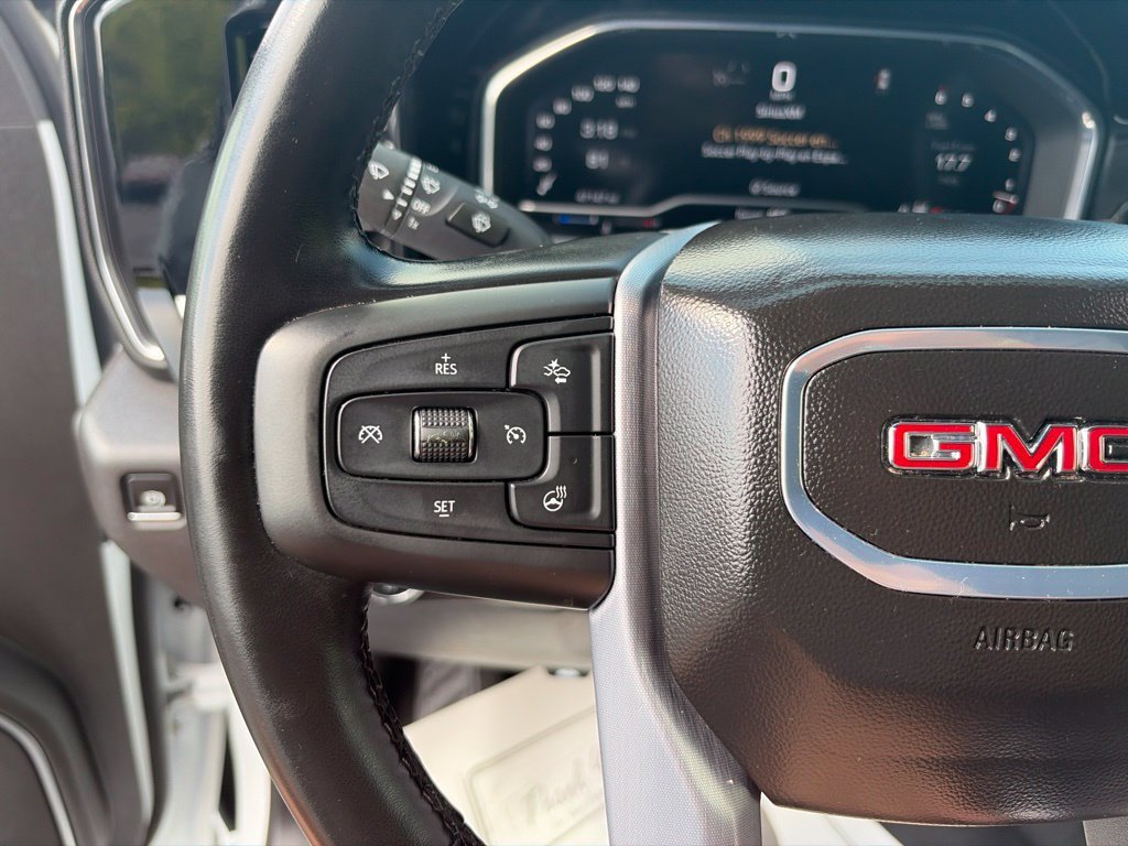 Used 2025 Summit White GMC SLT image 22