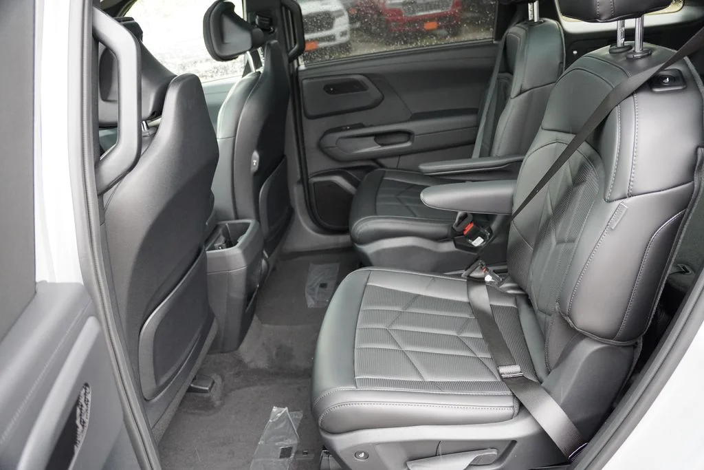 New 2027 Wolf Gray Kia X-PRO SX image 11
