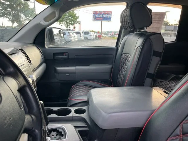 Used 2013 Brown Toyota Grade image 9