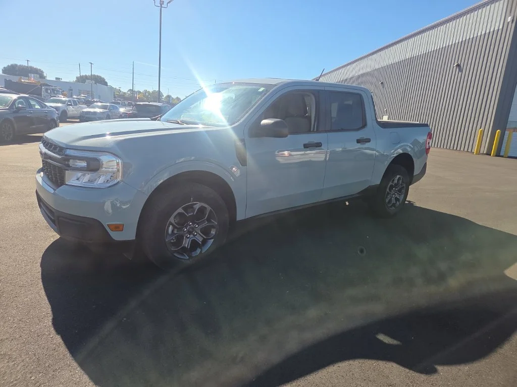 Used 2024 Green Ford XLT image 5